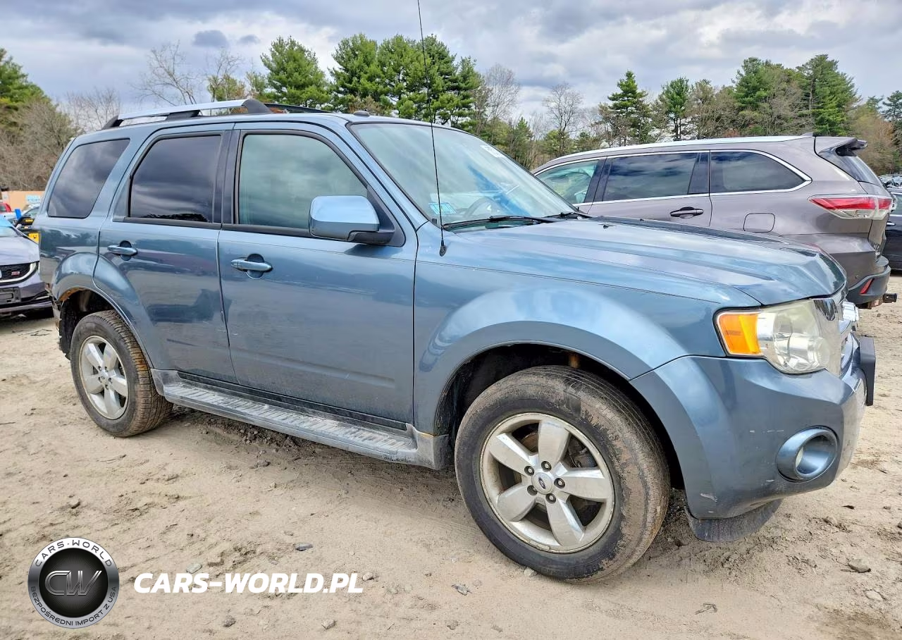 2011 Ford Escape Limited VIN:1FMCU0E75BKA42013 - 4