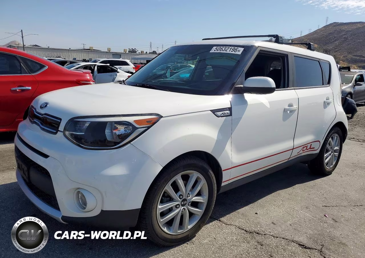 2018 Kia Soul VIN:KNDJP3A53J7620619 - 1