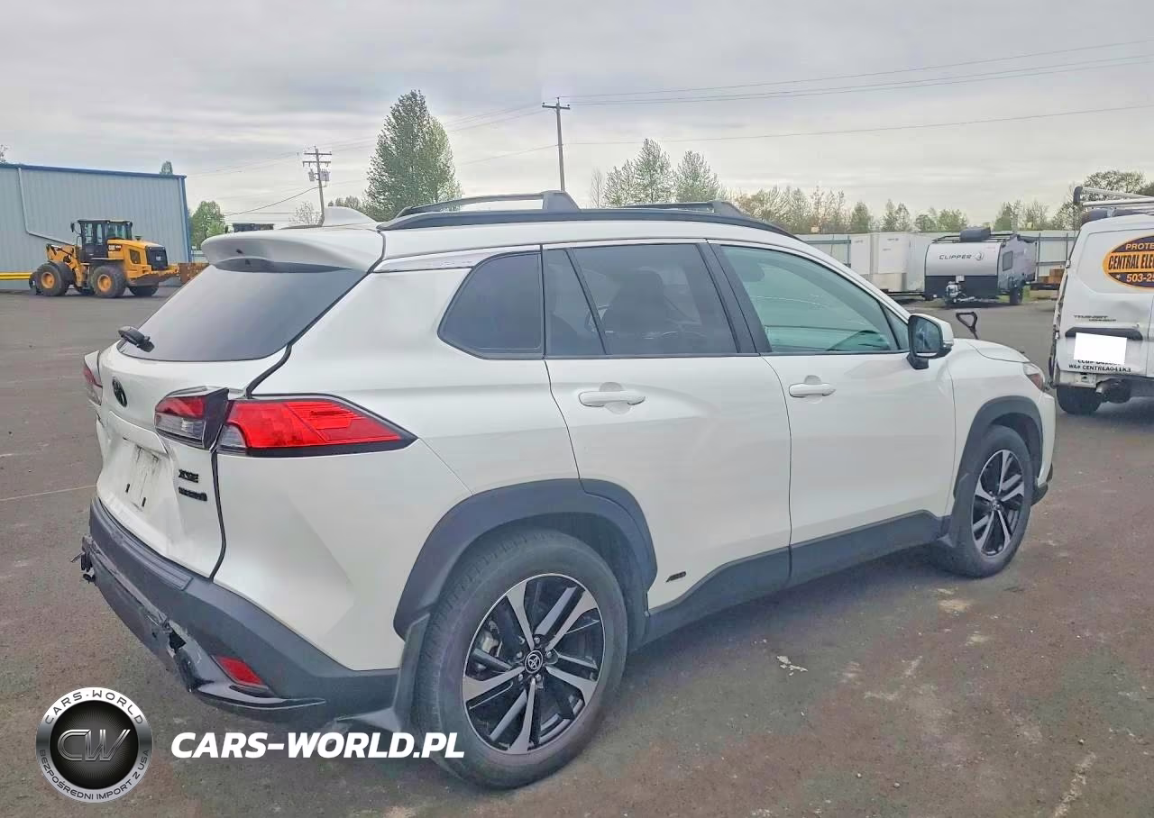2023 Toyota Corolla Cross Hybrid Xse VIN:7MUFBABG6PV005088 - 3