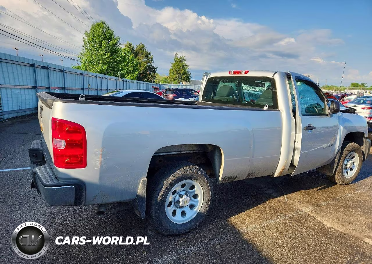 2012 Chevrolet Silverado C1500 VIN:1GCNCPEX7CZ331556 - 3