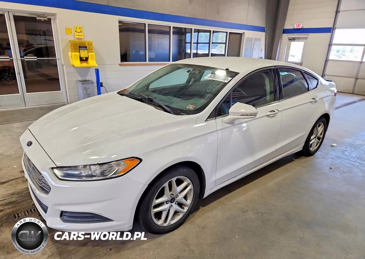 2016 Ford Fusion Se – zdjęcie 1 z 12