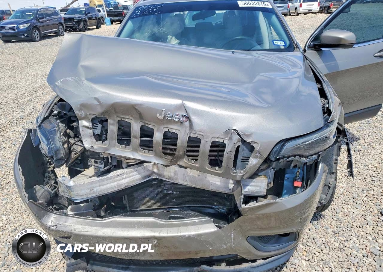 2020 Jeep Cherokee Latitude Plus VIN:1C4PJMLBXLD650872 - 12