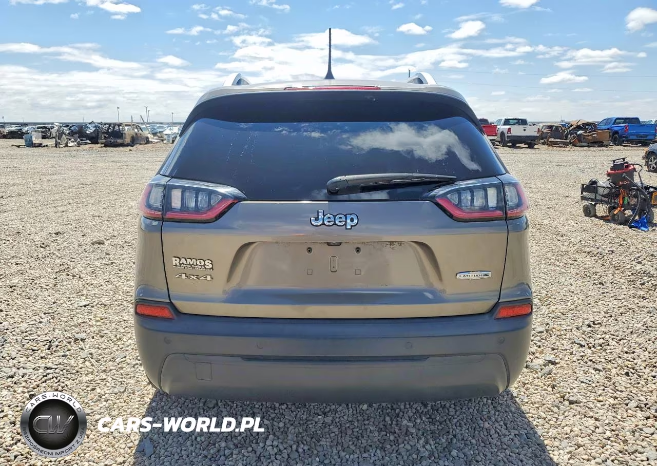 2020 Jeep Cherokee Latitude Plus VIN:1C4PJMLBXLD650872 - 6