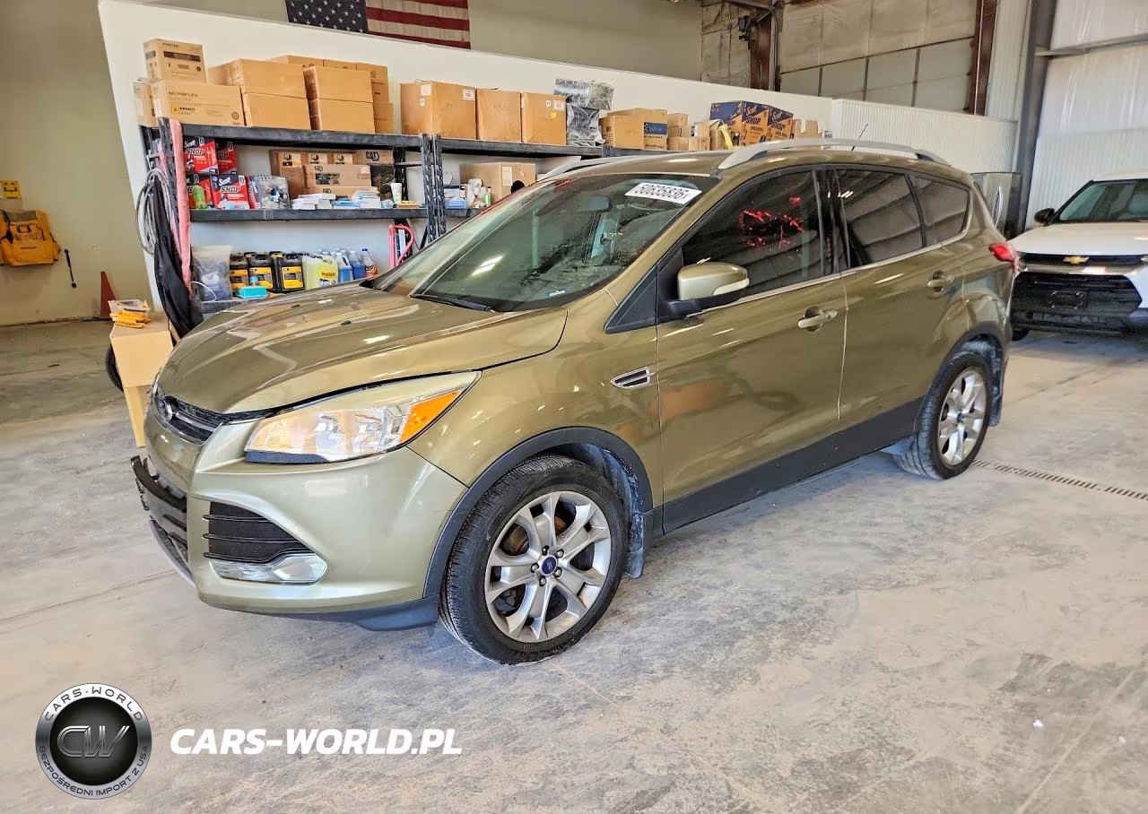 2014 Ford Escape Titanium – zdjęcie 1 z 13