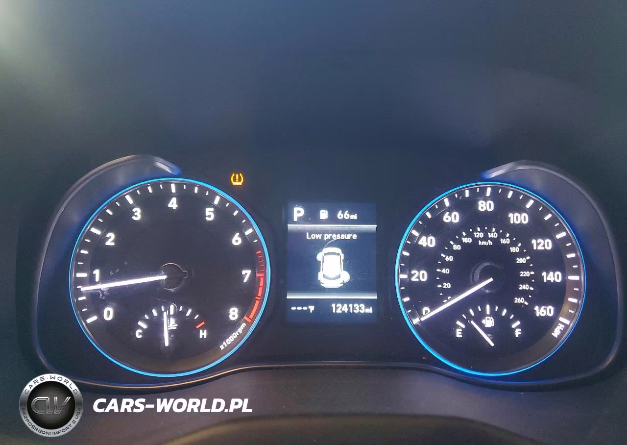 2019 Hyundai Kona Se VIN:KM8K12AA4KU342809 - 9