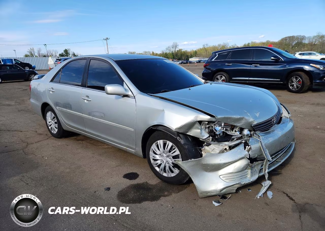 2006 Toyota Camry Le VIN:4T1BE32KX6U115096 - 4