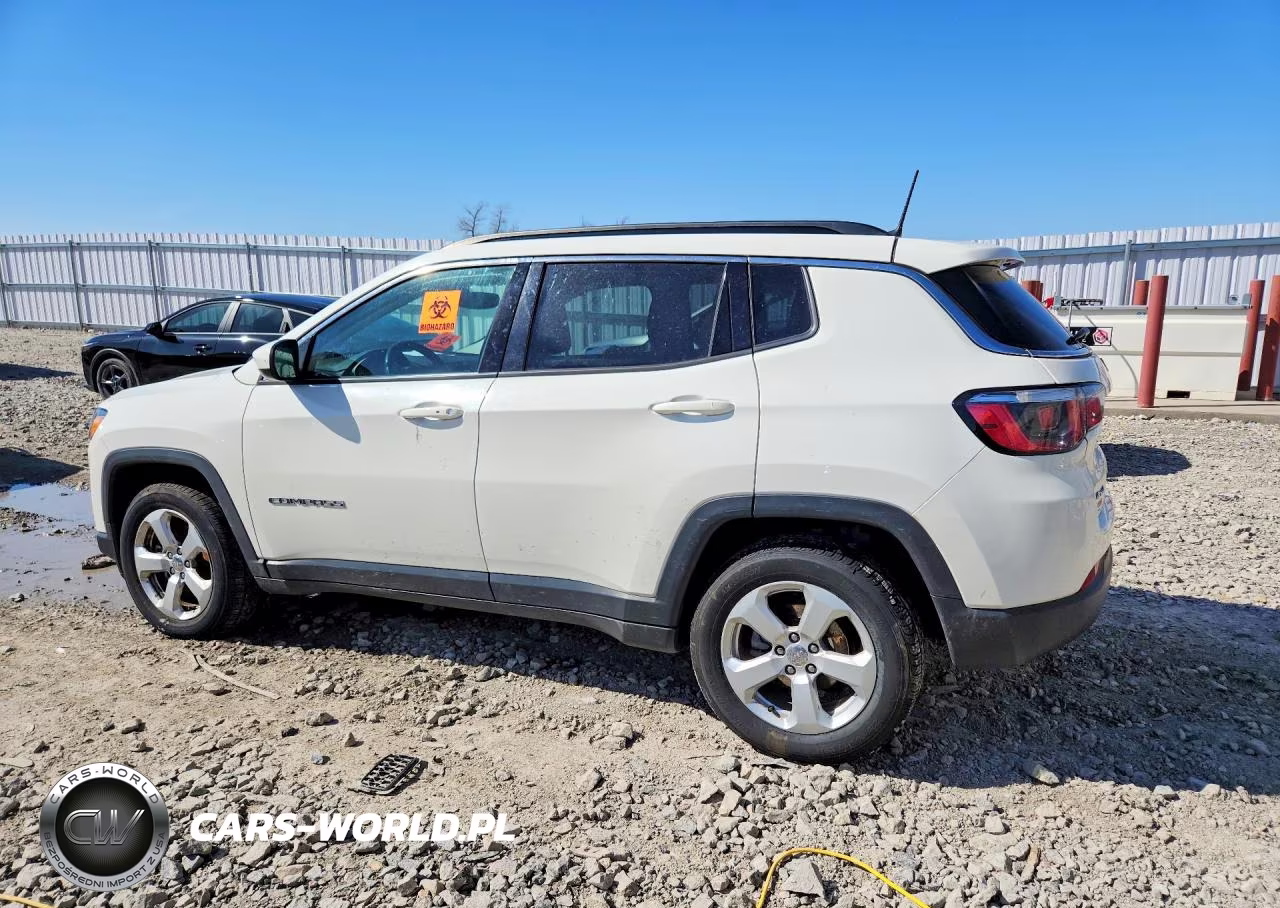 2018 Jeep Compass Latitude VIN:3C4NJDBB8JT291070 - 2