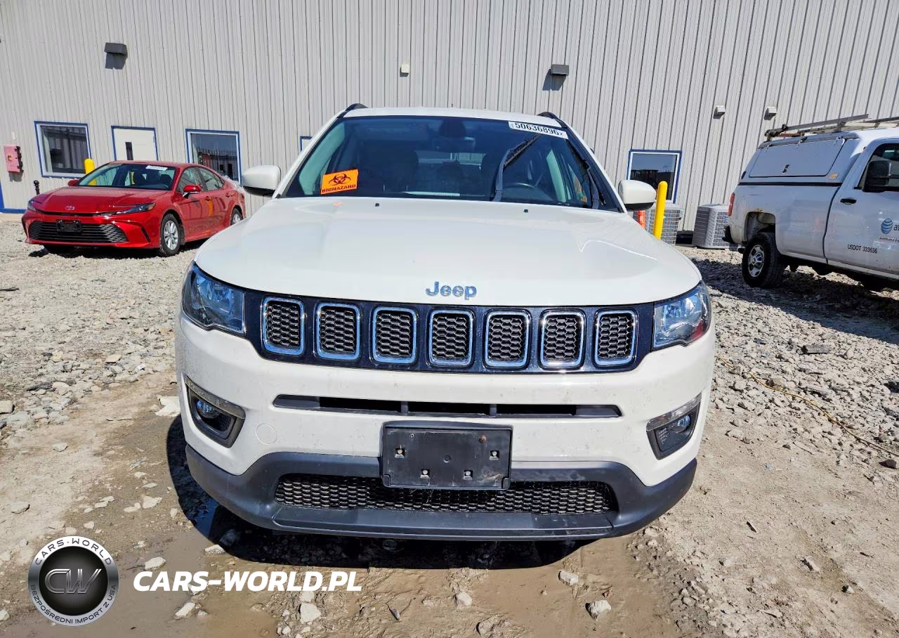 2018 Jeep Compass Latitude VIN:3C4NJDBB8JT291070 - 5