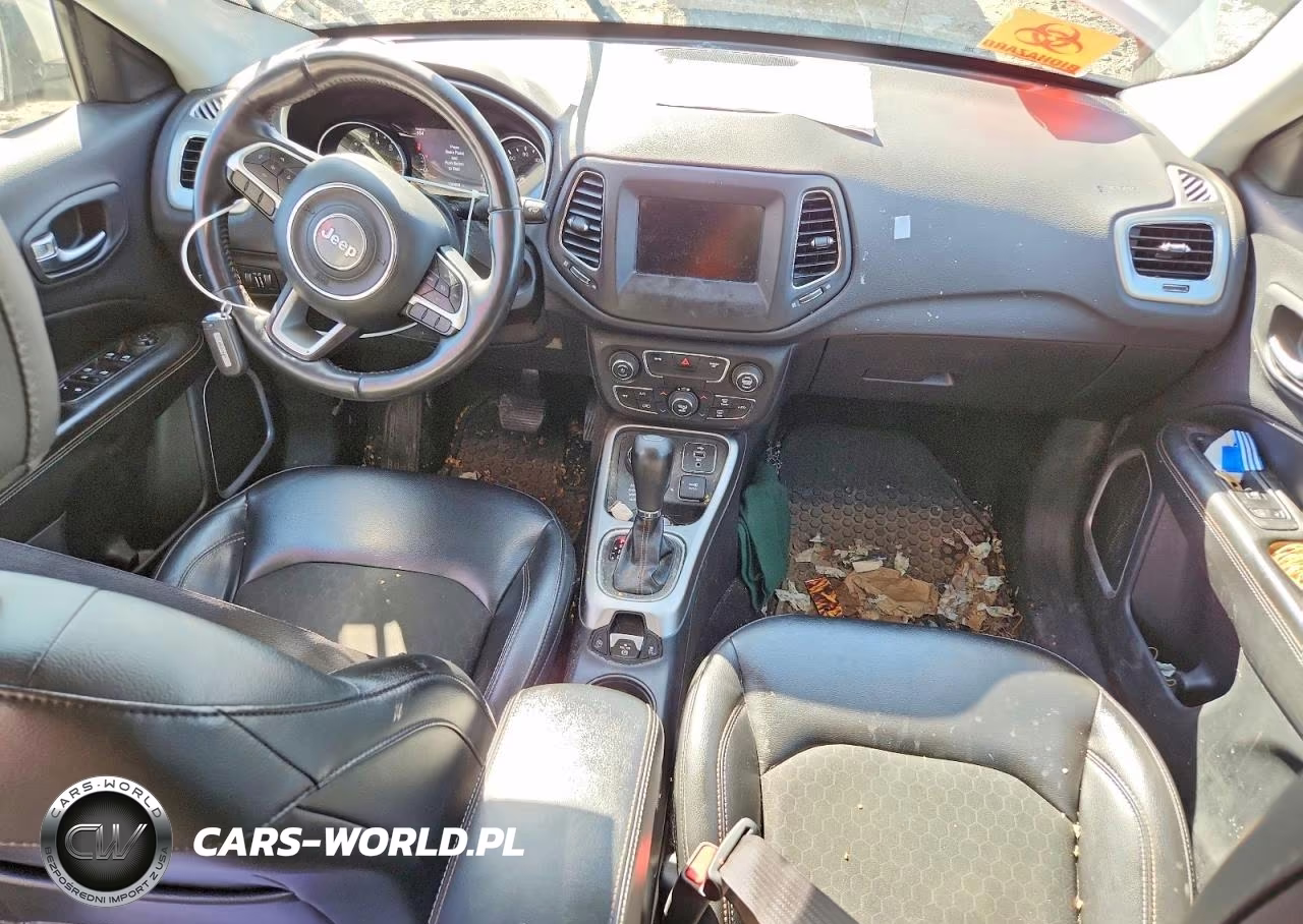 2018 Jeep Compass Latitude VIN:3C4NJDBB8JT291070 - 8