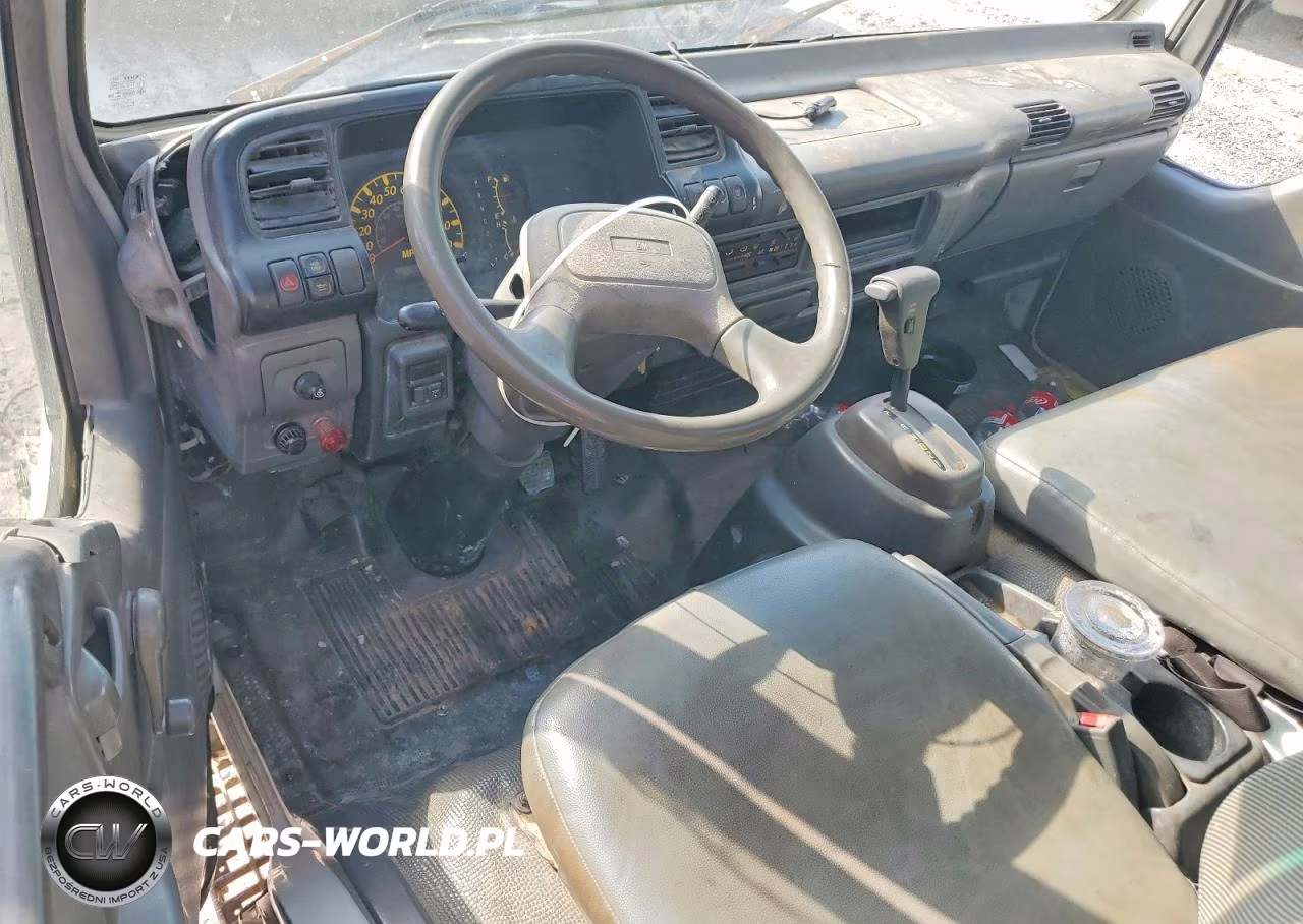 2005 GMC W4500 W45042 VIN:J8DC4B16257002362 - 8