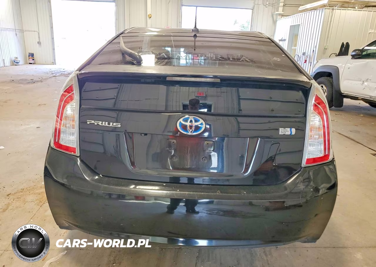 2012 Toyota Prius Four VIN:JTDKN3DU1C5477861 - 6