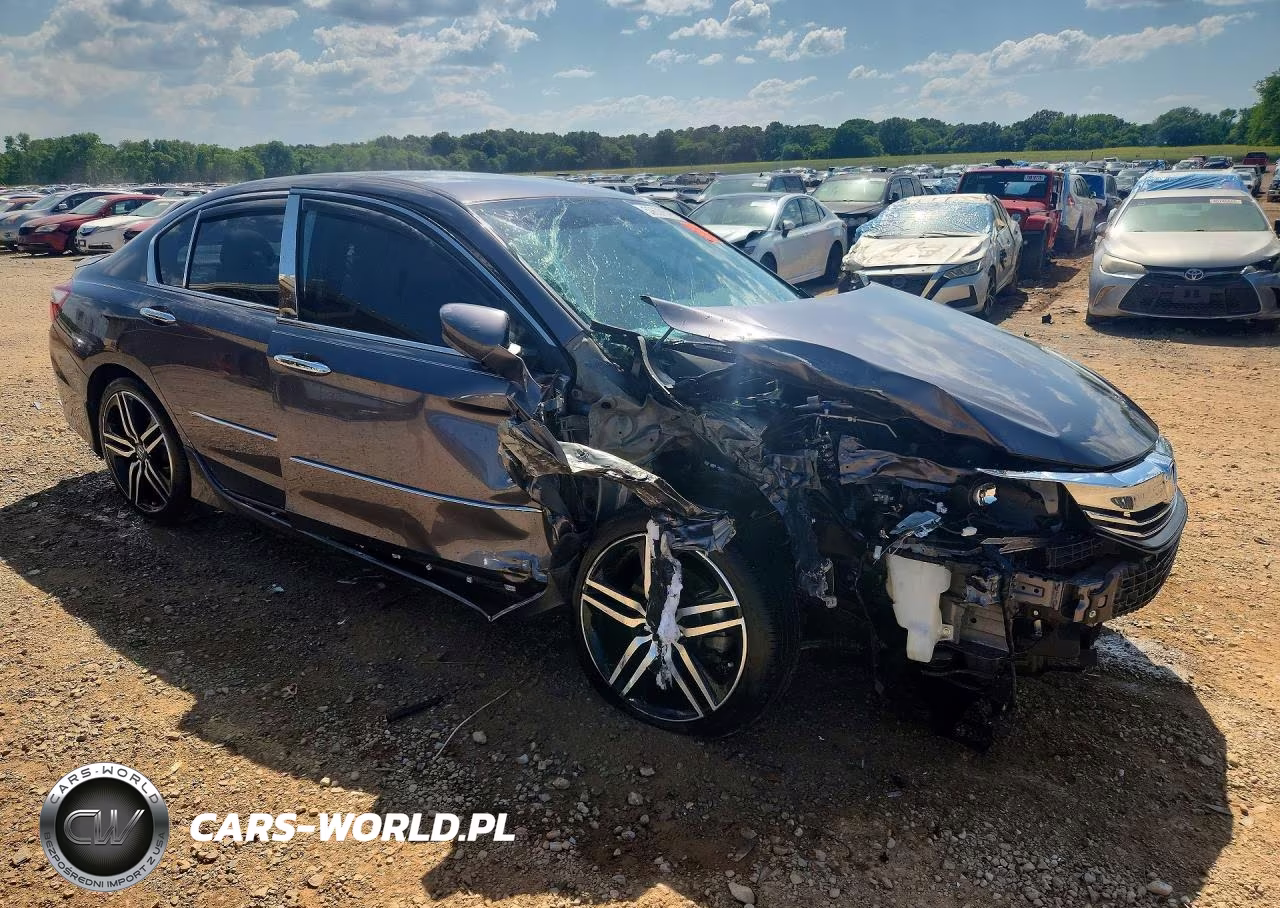 2017 Honda Accord Sport VIN:1HGCR2F52HA214027 - 4