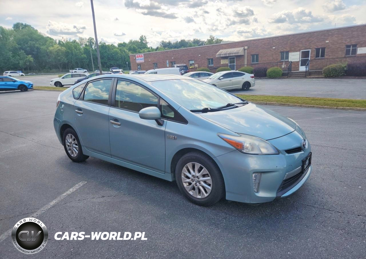 2012 Toyota Prius Plug-In Hybrid Base