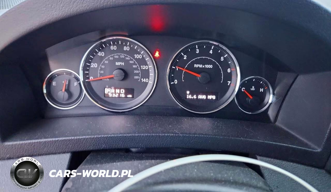2010 Jeep Grand Cherokee Laredo VIN:1J4PS4GK3AC163260 - 9