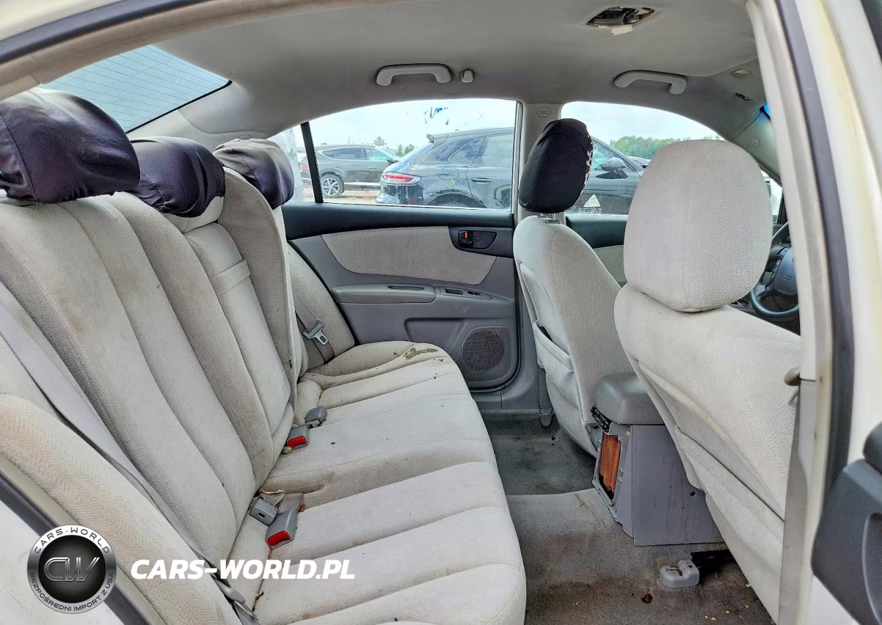 2007 Kia Optima Lx VIN:KNAGE123X75094928 - 10