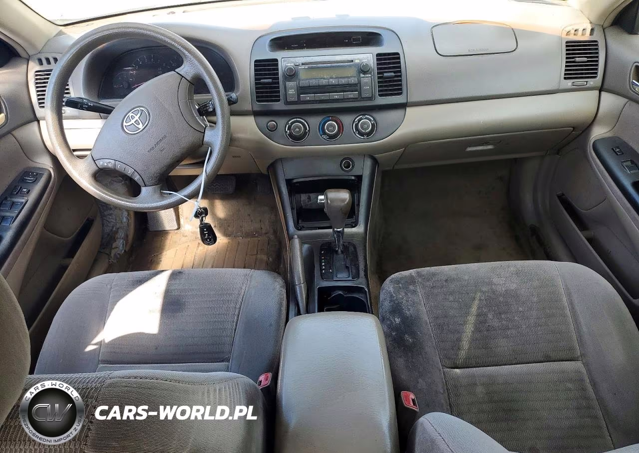 2005 Toyota Camry VIN:4T1BE30K25U944780 - 8