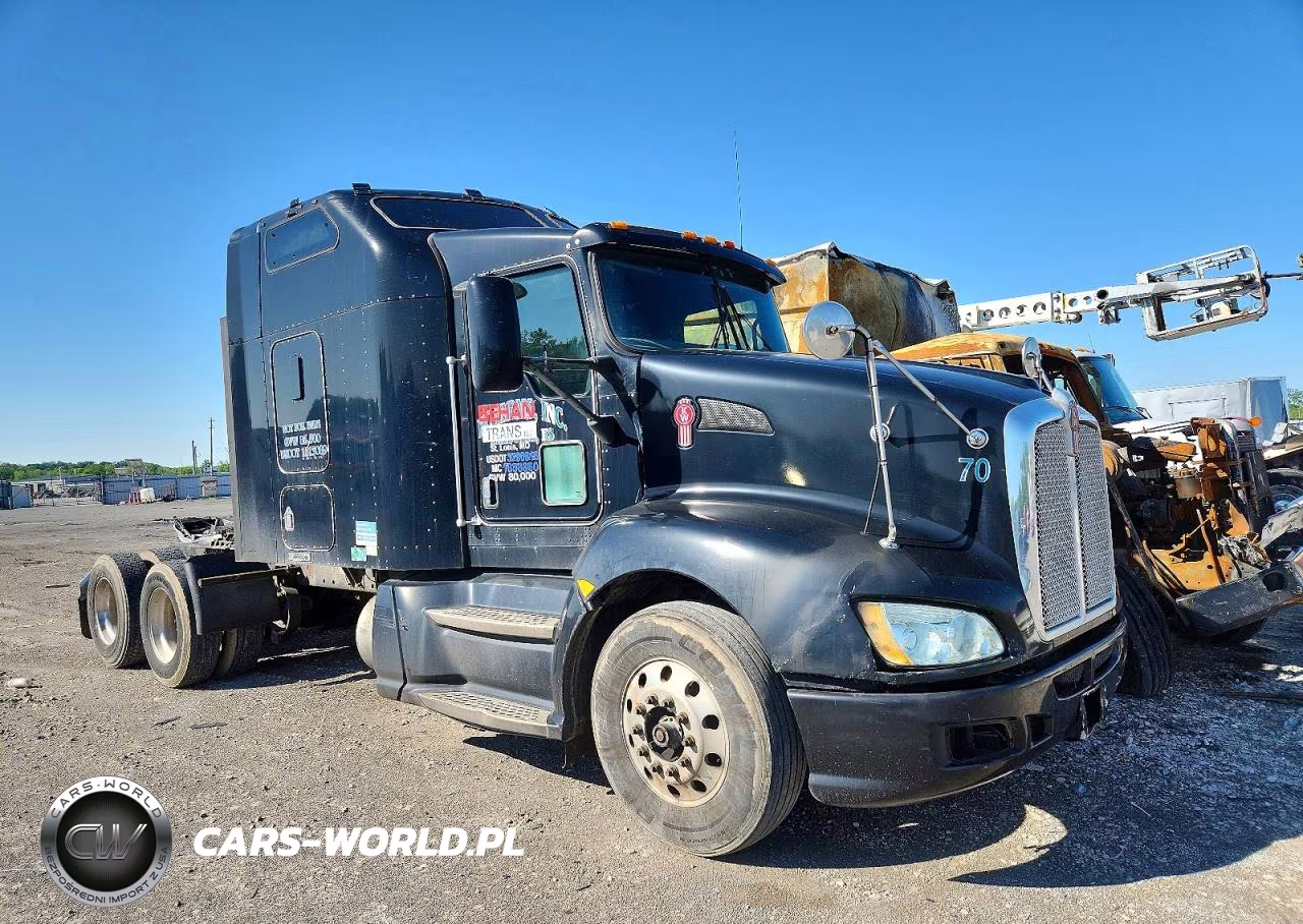 2009 Kenworth T660 Semi Truck