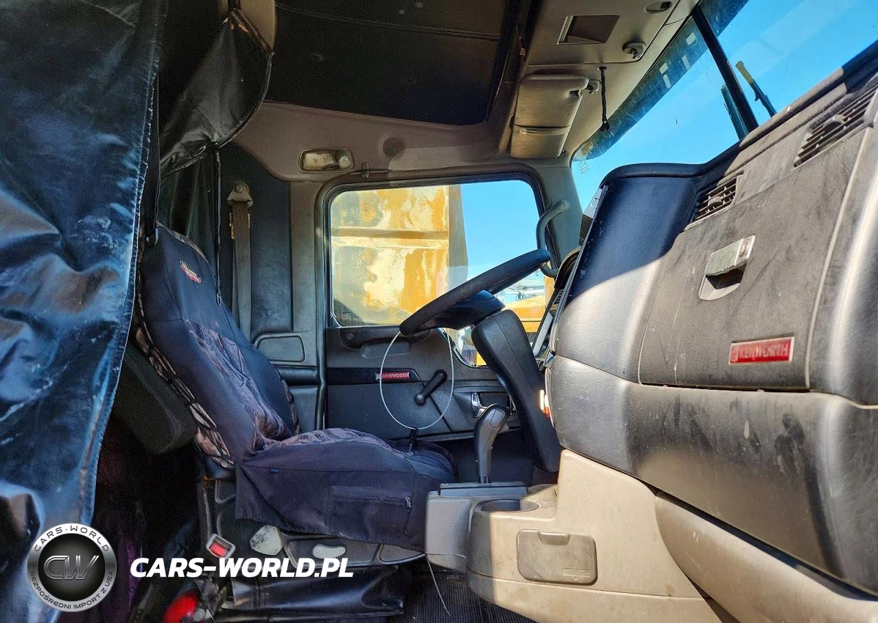 2009 Kenworth T660 Semi Truck VIN:1XKADB9X09J221288 - 5