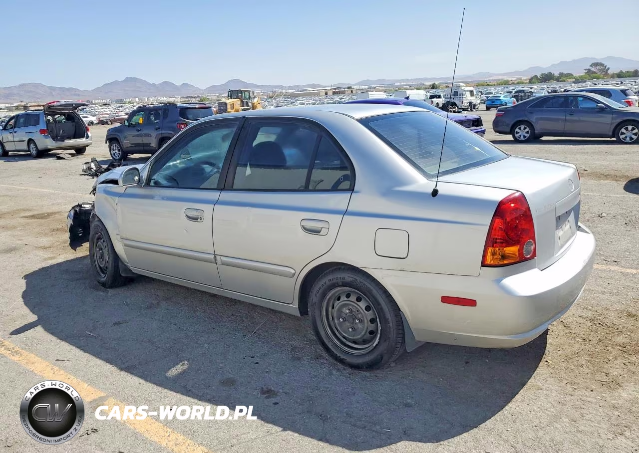 2005 Hyundai Accent Gl VIN:KMHCG45CX5U625326 - 2