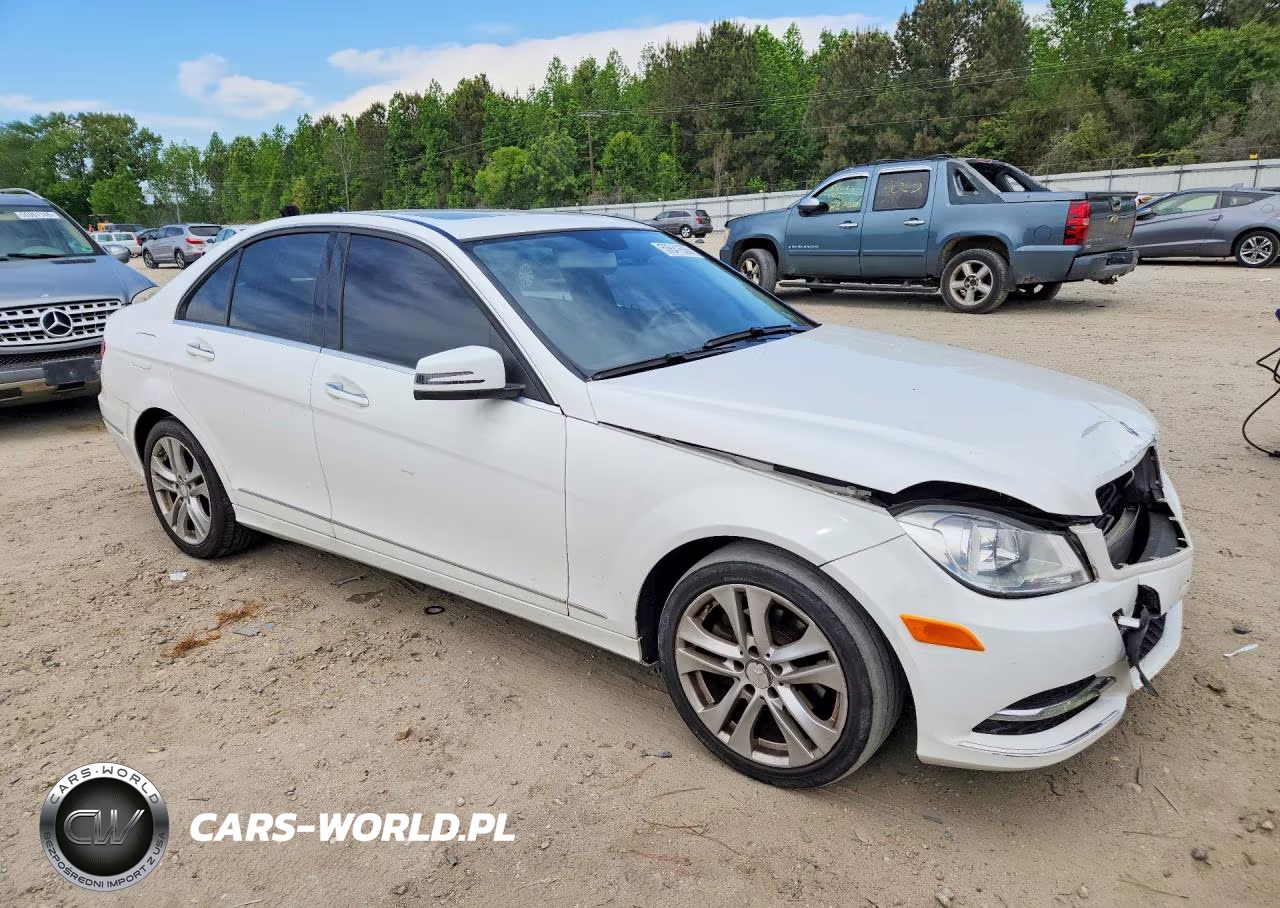 2014 Mercedes-Benz C 250 VIN:WDDGF4HB9EG257060 - 4