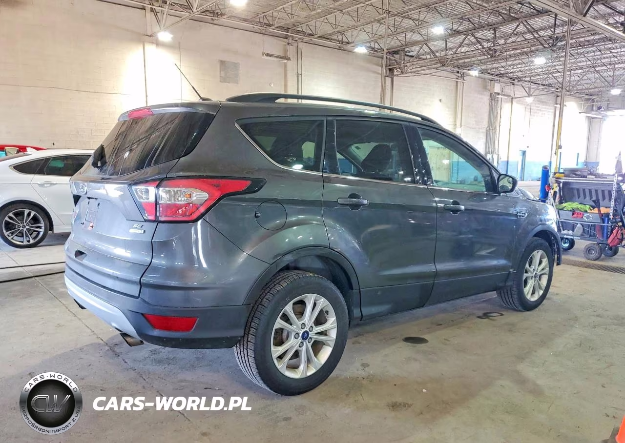 2018 Ford Escape Se VIN:1FMCU0GD3JUA03507 - 3