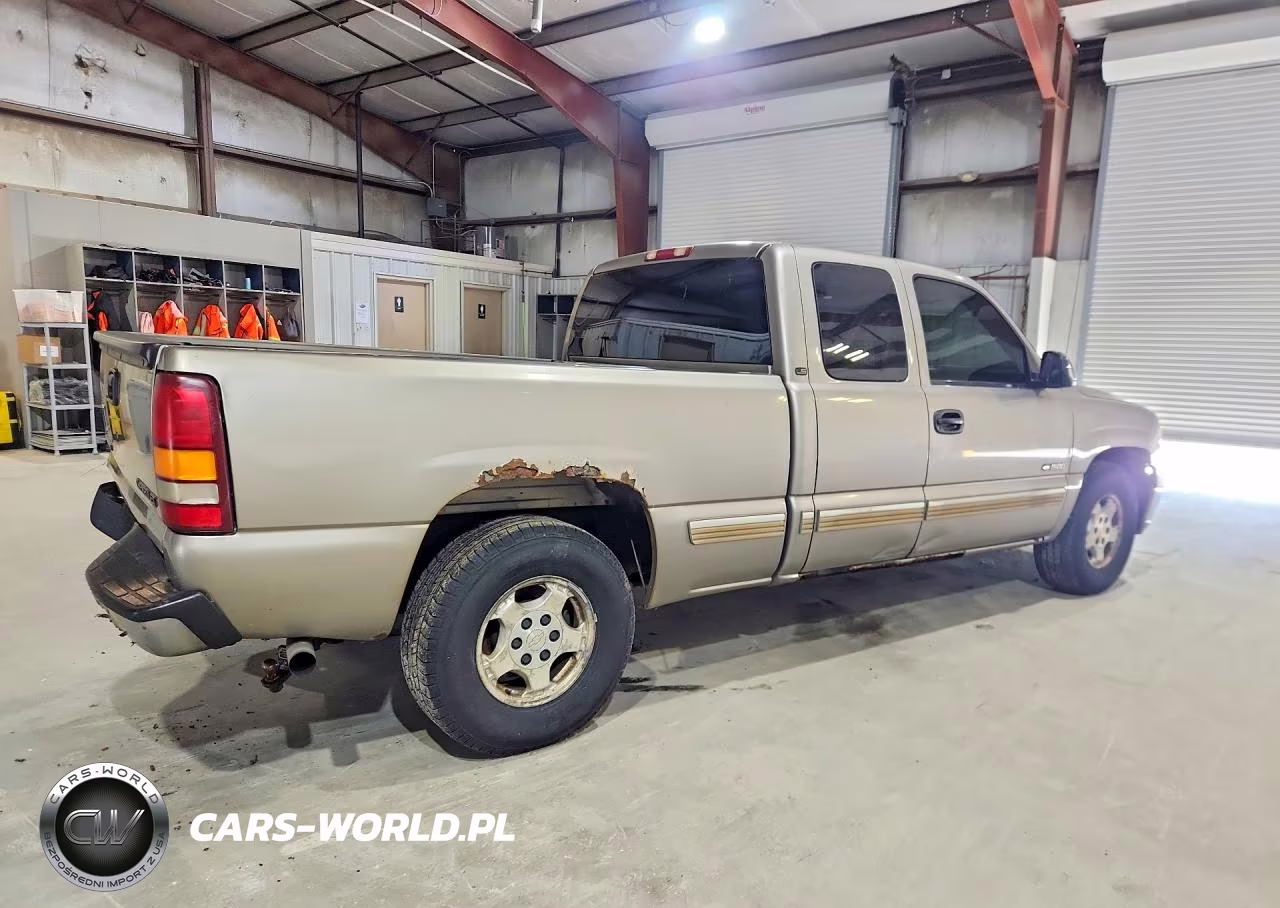 2001 Chevrolet Silverado C1500 VIN:1GCEC19V01Z330428 - 3
