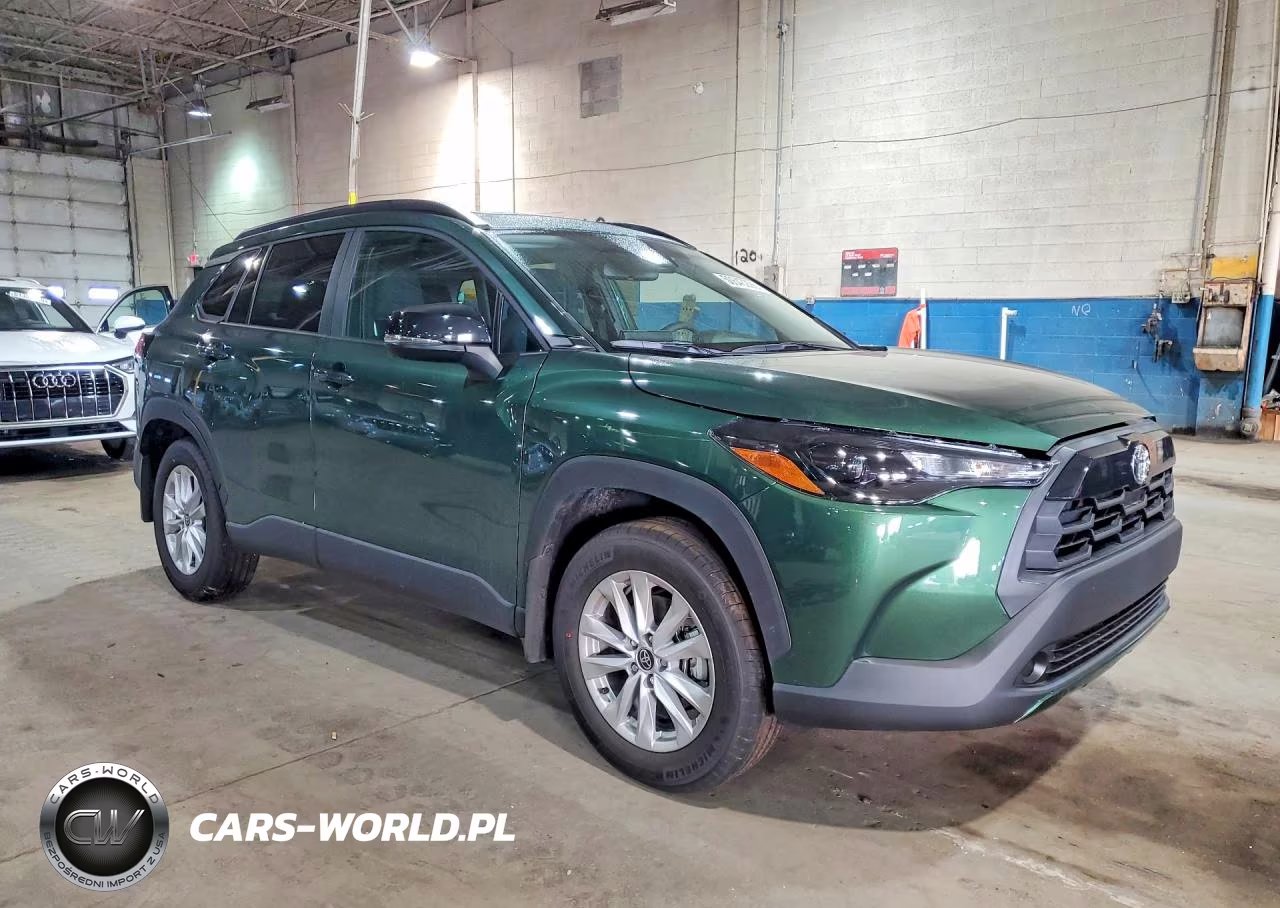 2026 Toyota Corolla Cross Le VIN:7MUBAAAG7TV188479 - 4