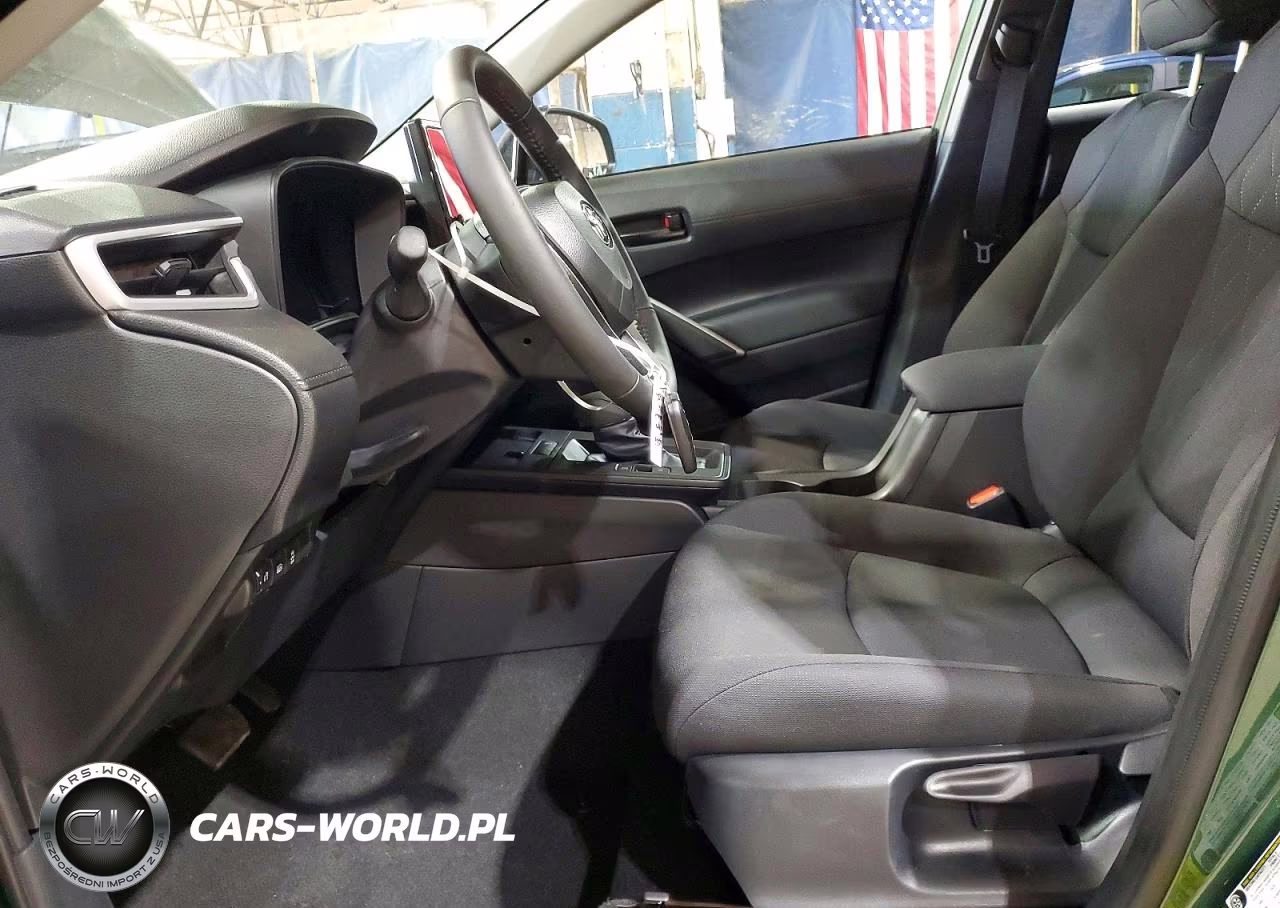 2026 Toyota Corolla Cross Le VIN:7MUBAAAG7TV188479 - 7