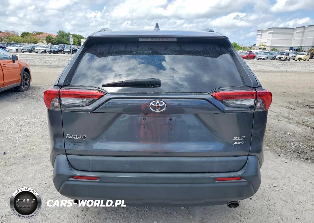 2021 Toyota Rav4 Xle VIN:2T3P1RFV3MC159827 - 6