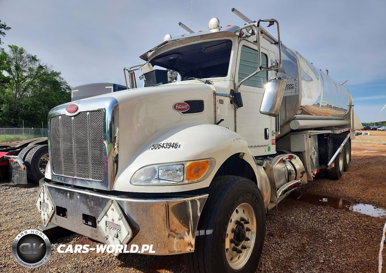 2023 Peterbilt 348 Fuel - Lube Truck VIN:2NP3LJ0X6PM856349 - 2