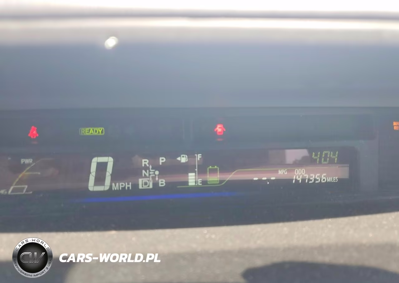 2014 Toyota Prius V Two VIN:JTDZN3EU1E3315109 - 9
