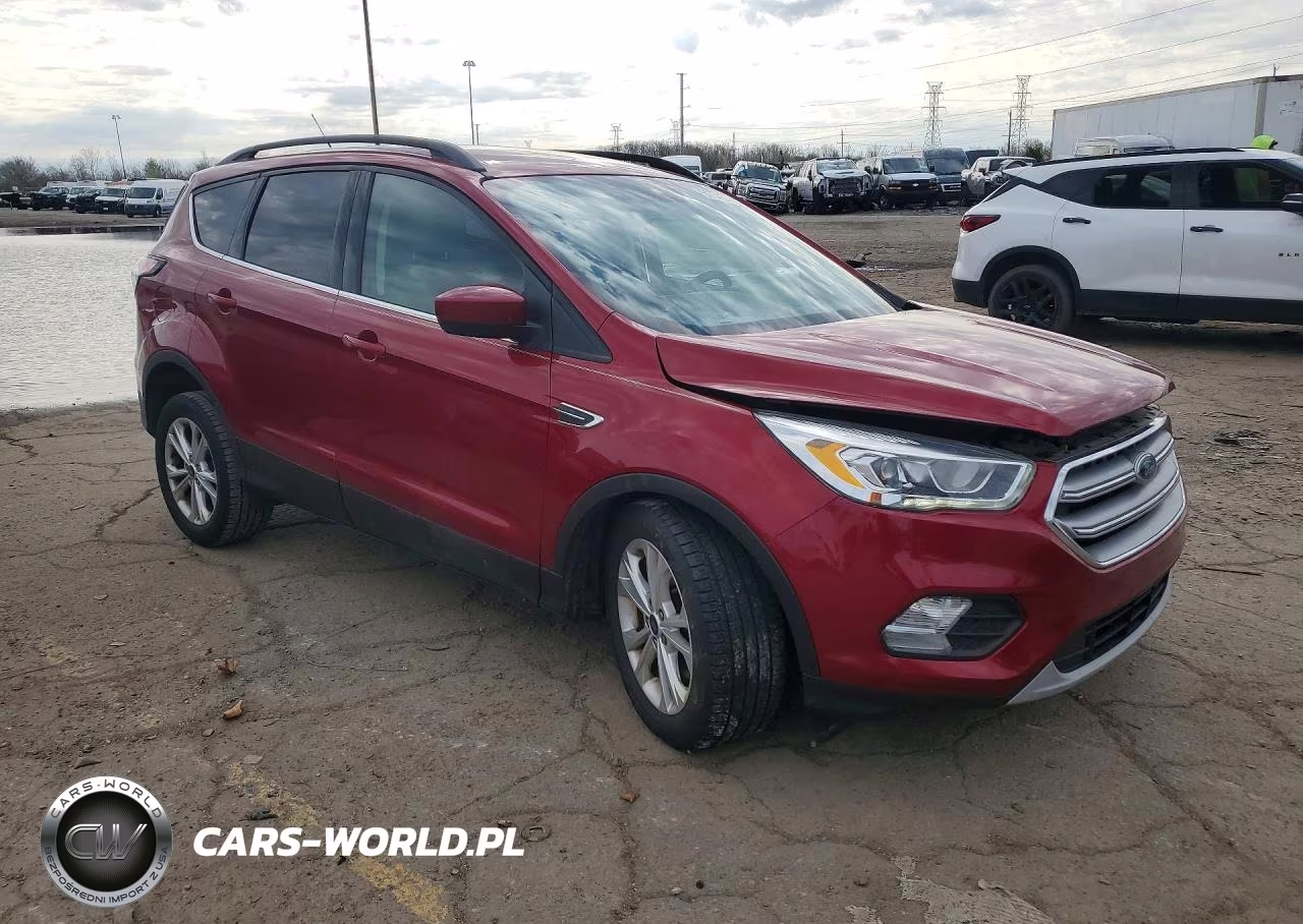 2017 Ford Escape Se VIN:1FMCU0G99HUB28680 - 4