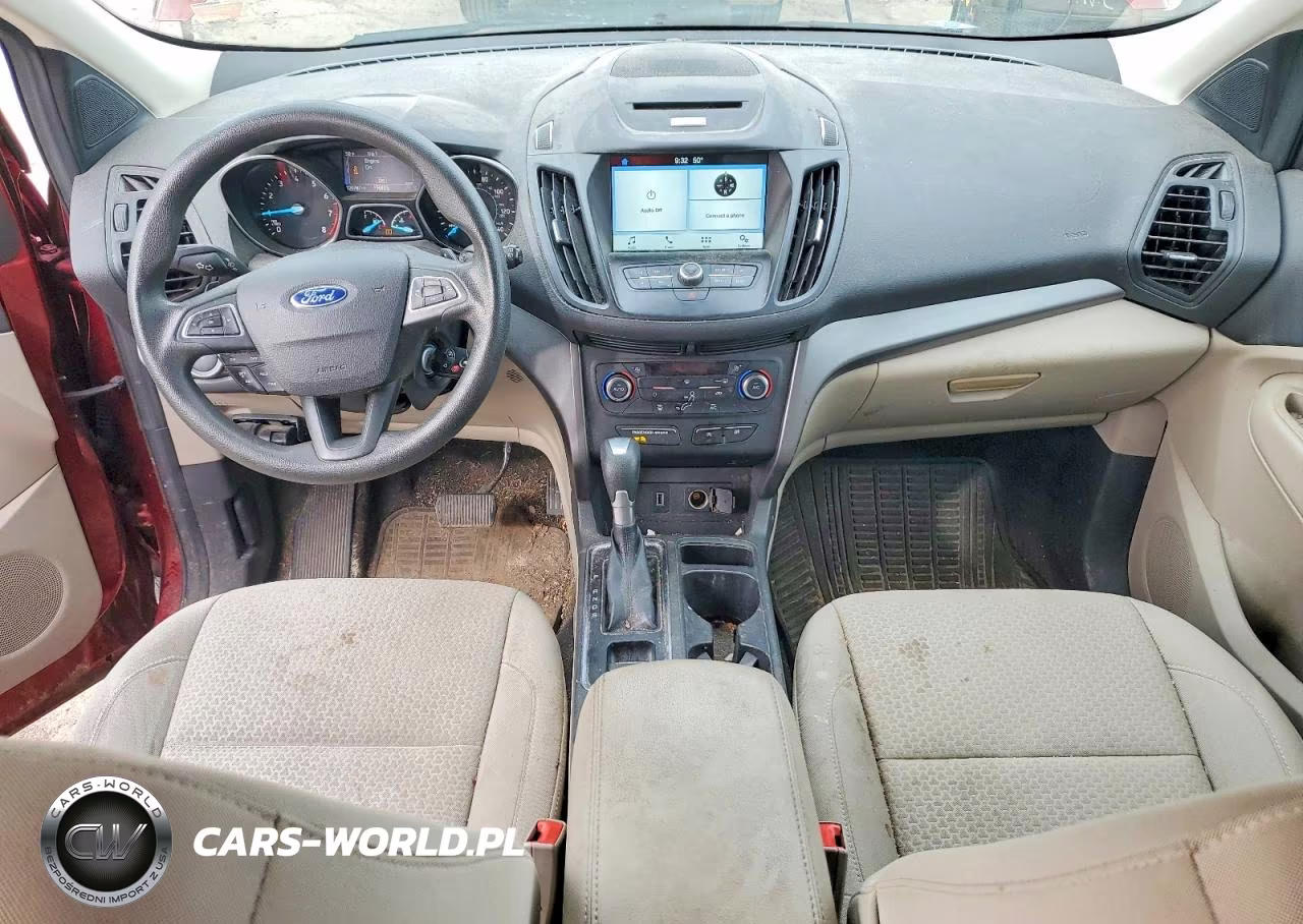 2017 Ford Escape Se VIN:1FMCU0G99HUB28680 - 8