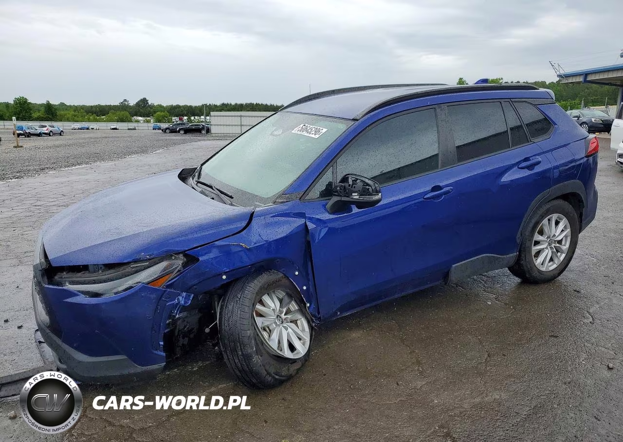2024 Toyota Corolla Cross Le – zdjęcie 1 z 13