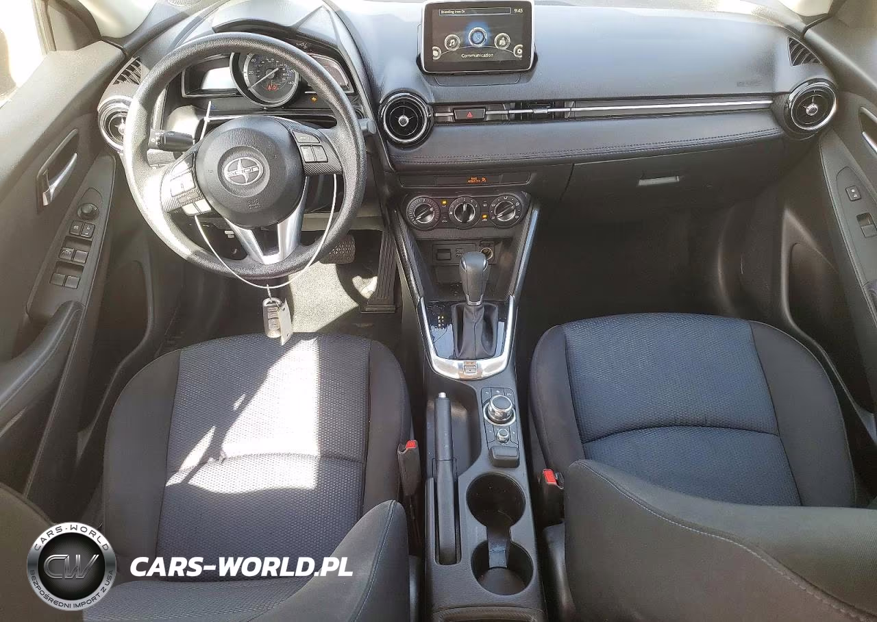 2016 Scion Ia Base VIN:3MYDLBZV2GY107104 - 8