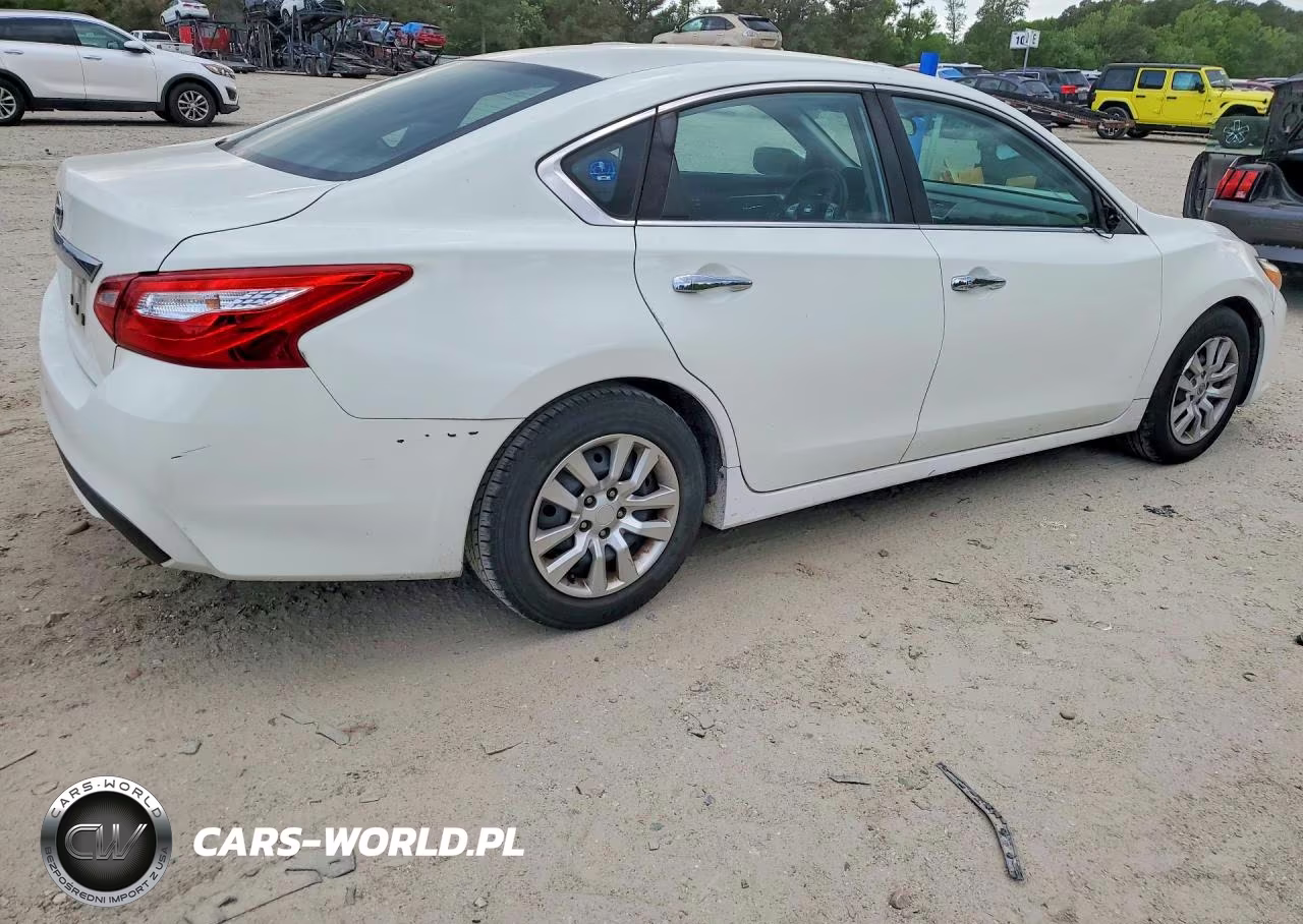 2017 Nissan Altima 2.5 S VIN:1N4AL3AP6HC161624 - 3