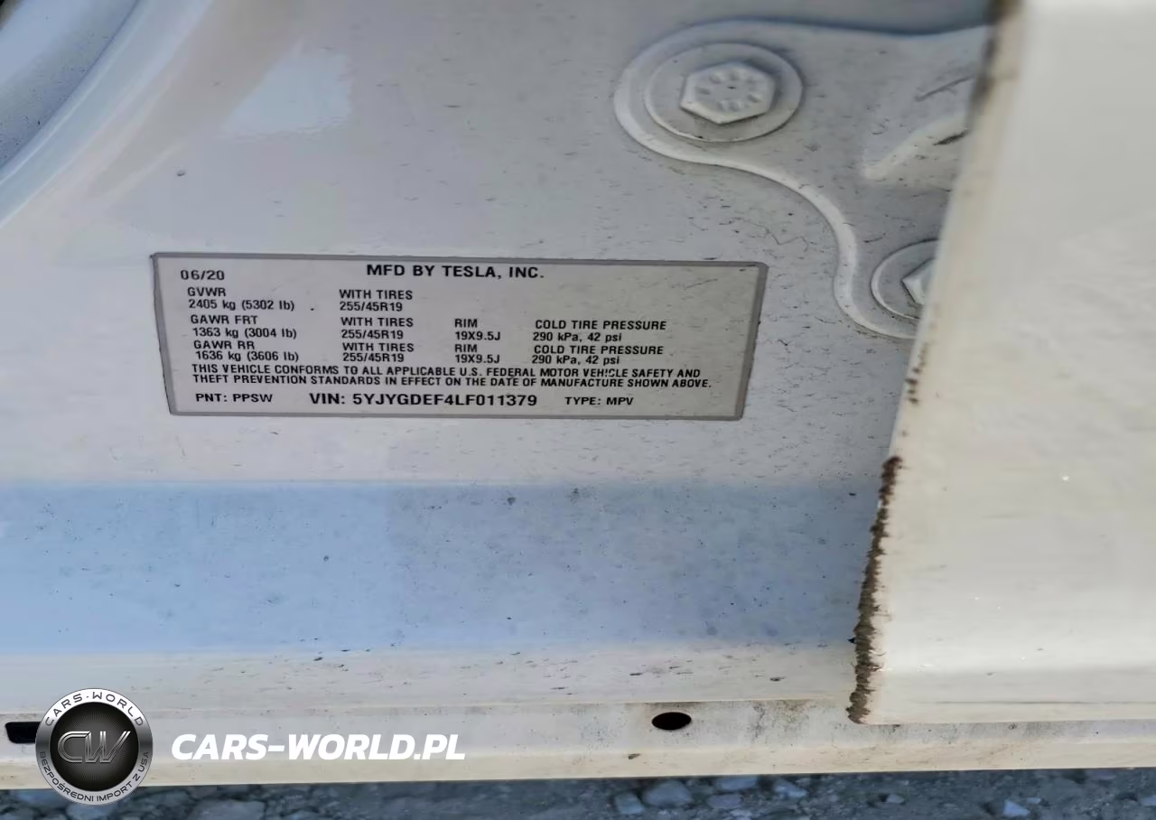2020 Tesla Model Y VIN:5YJYGDEF4LF011379 - 12