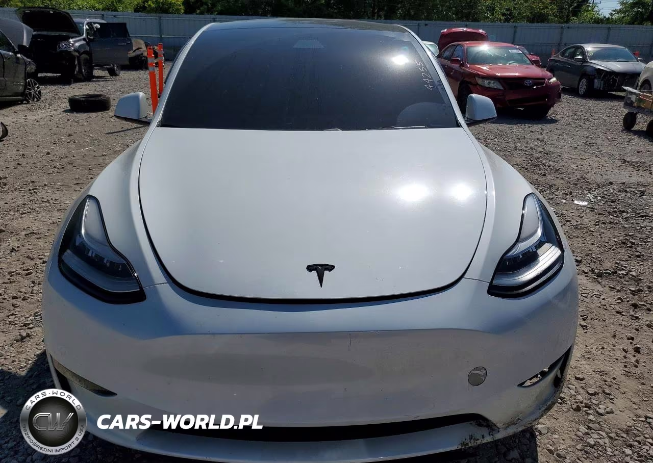 2020 Tesla Model Y VIN:5YJYGDEF4LF011379 - 5