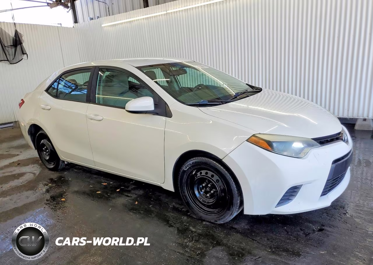 2016 Toyota Corolla Le VIN:2T1BURHE1GC538370 - 4
