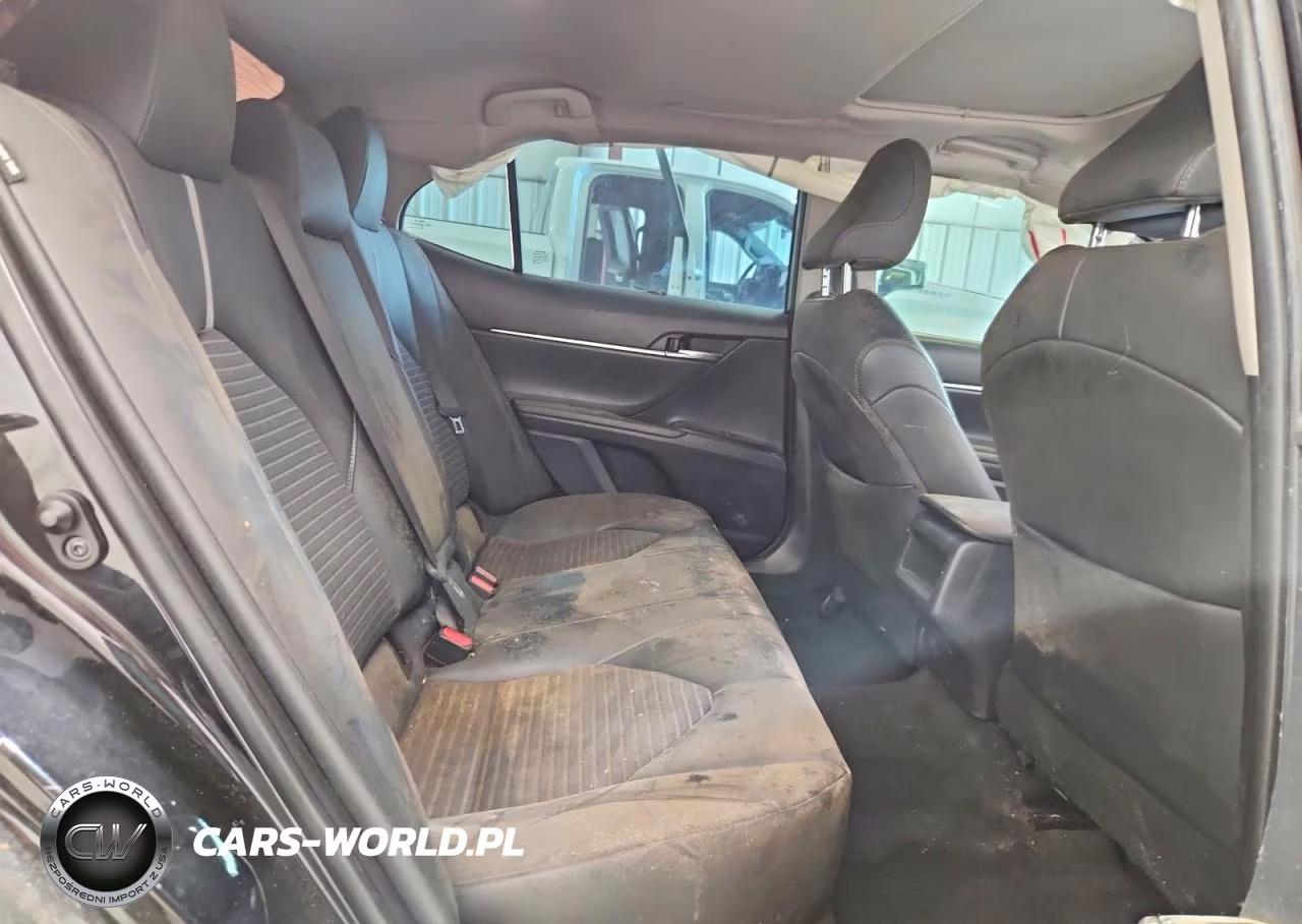2019 Toyota Camry Se VIN:4T1B11HK9KU795946 - 10