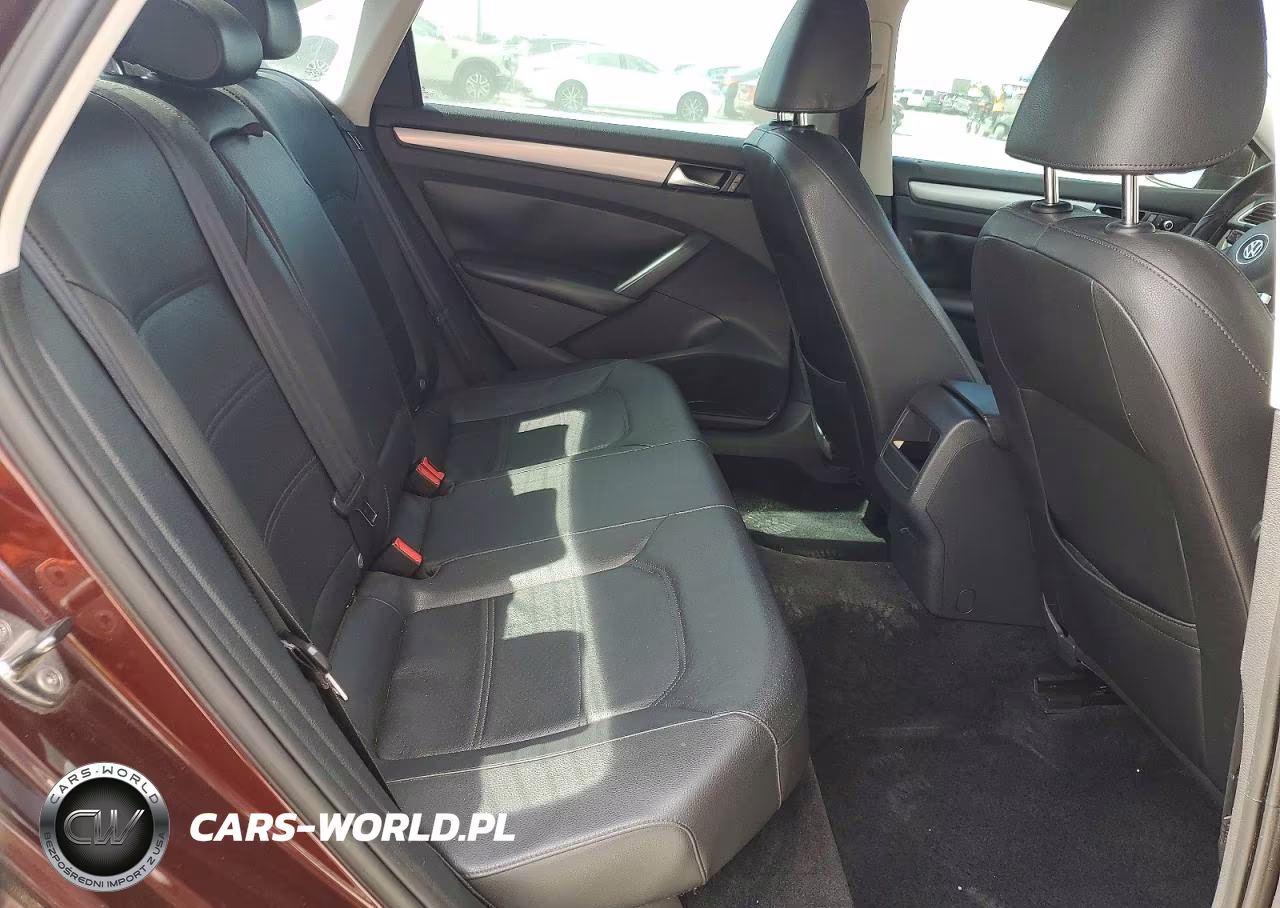 2014 Volkswagen Passat S VIN:1VWAH7A34EC016722 - 10