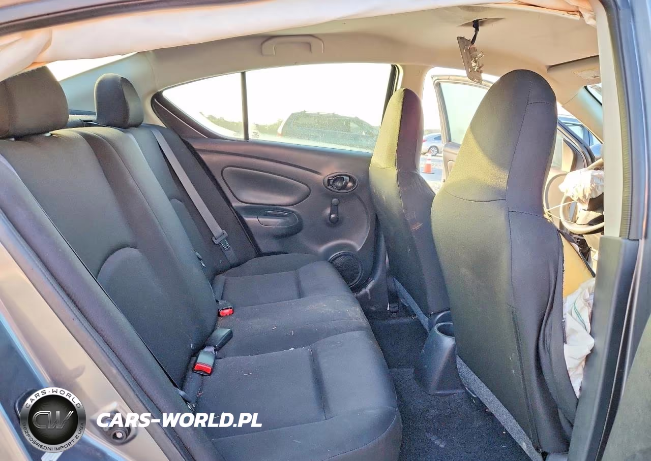 2017 Nissan Versa 1.6 S Plus VIN:3N1CN7AP3HL880969 - 10