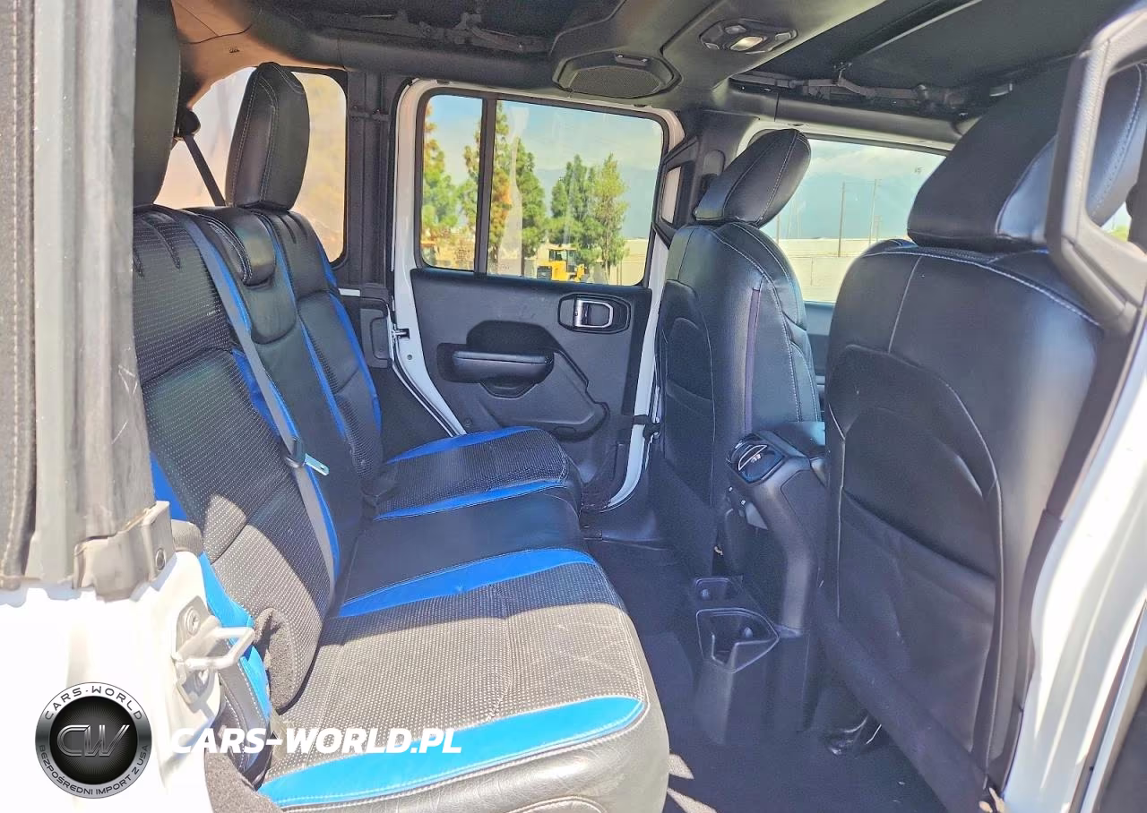 2018 Jeep Wrangler Unlimited Sport VIN:1C4HJXDG4JW252168 - 10