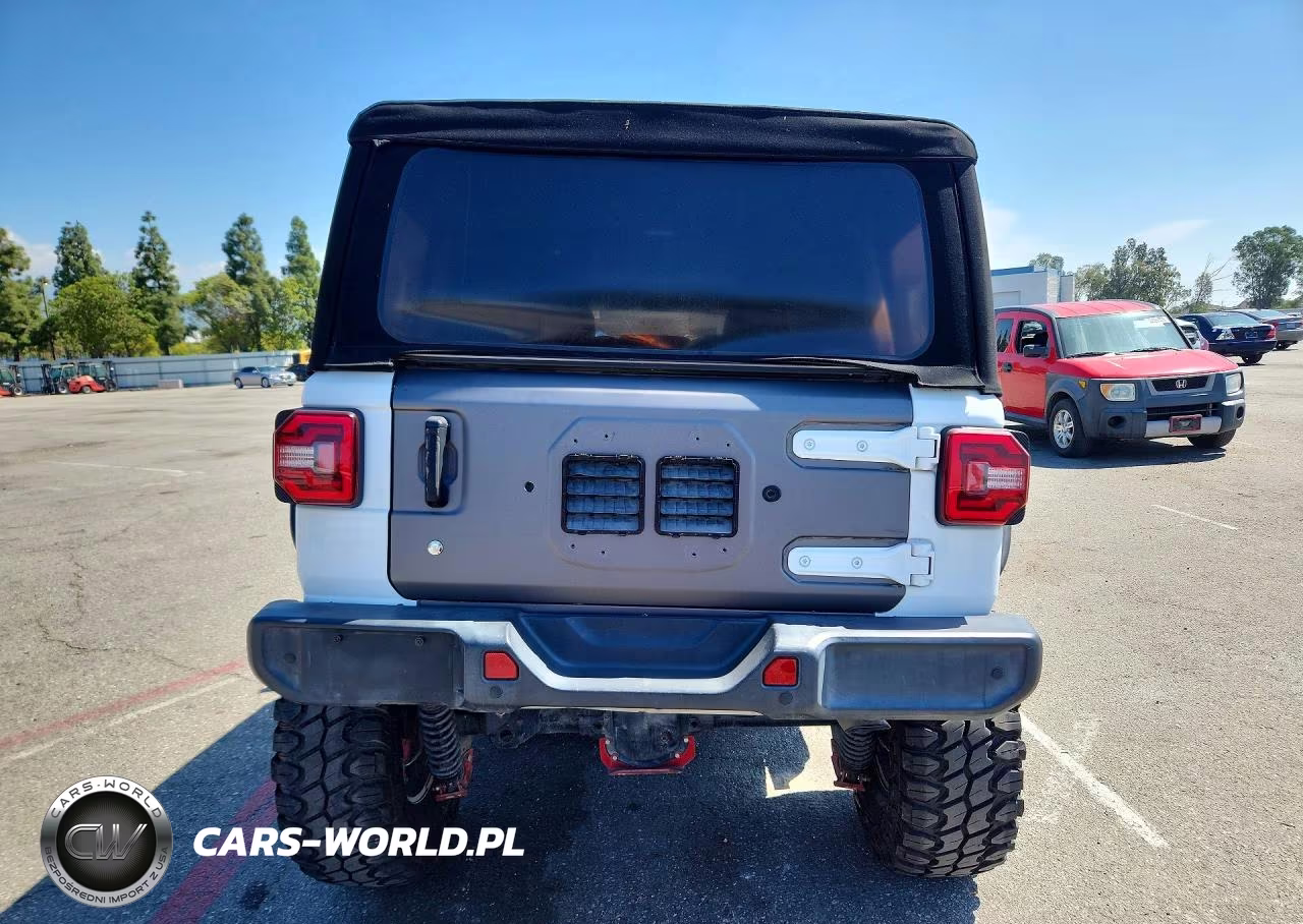 2018 Jeep Wrangler Unlimited Sport VIN:1C4HJXDG4JW252168 - 6