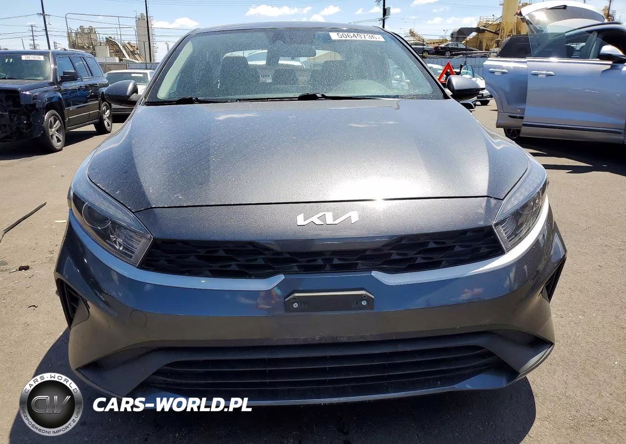 2024 Kia Forte Lxs VIN:3KPF24AD4RE750034 - 5