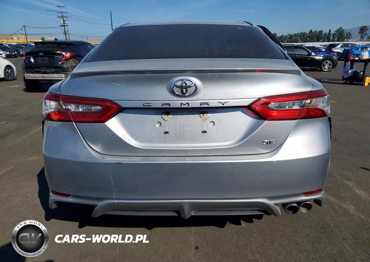 2018 Toyota Camry Se VIN:4T1B11HK5JU601136 - 6