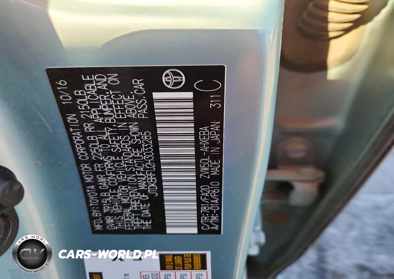 2017 Toyota Prius Two VIN:JTDKBRFU2H3033285 - 13