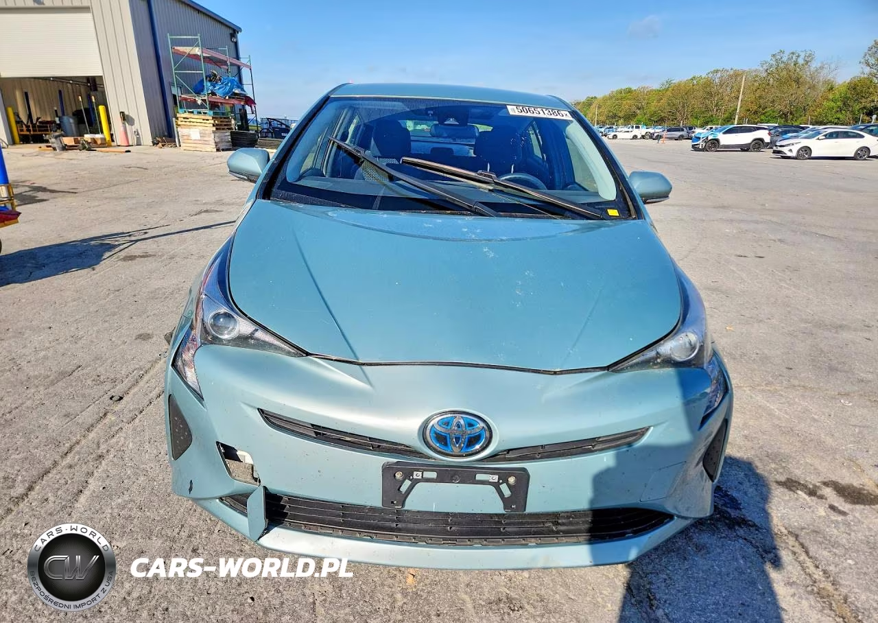 2017 Toyota Prius Two VIN:JTDKBRFU2H3033285 - 5