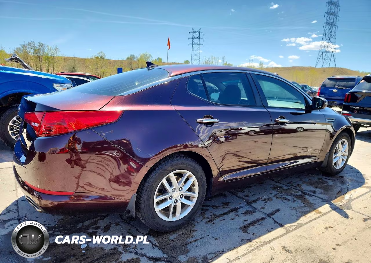 2013 Kia Optima Lx VIN:5XXGM4A77DG227745 - 3