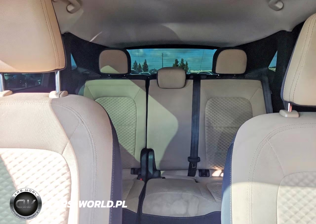 2021 Ford Escape Se VIN:1FMCU9BZ6MUA38649 - 10